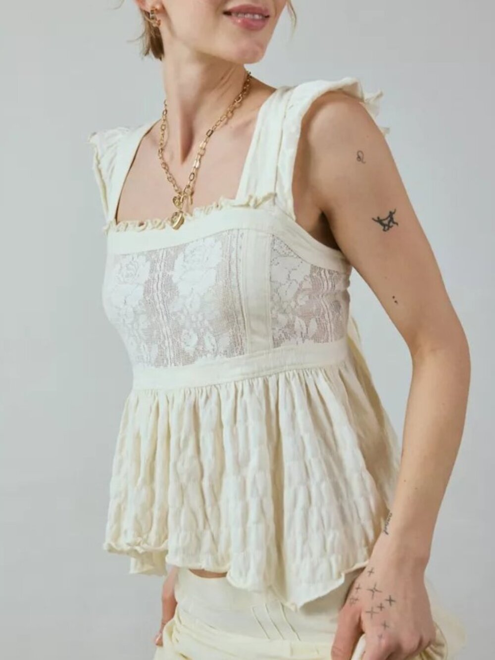 UO Kimchi Blue Olive Bow Tie-Back Babydoll Blouse - Ivory - Size Medium